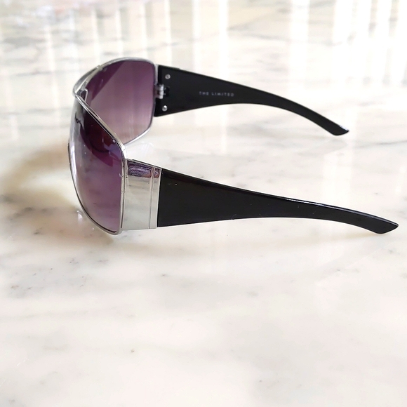 NWOT. The Limited Silver Metal Frame Purple Shade Sunglasses 4 PCs Set. - Picture 3 of 4